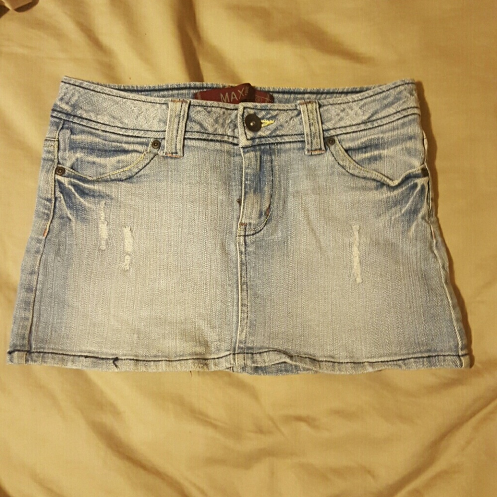 -3 for $30  Max rave skirt